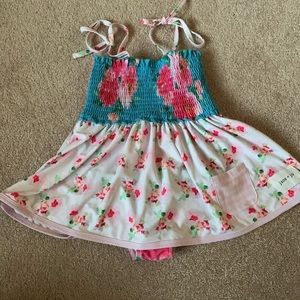 Jane and jo play and swim set